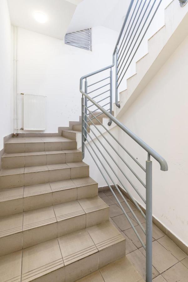 Sunny And Central Penthouse With Private Garage Budapest Ngoại thất bức ảnh