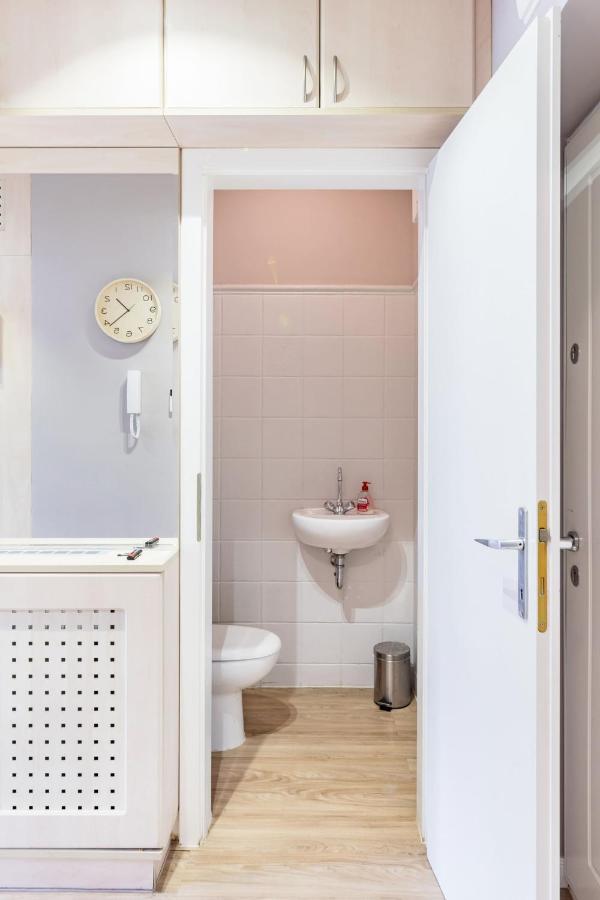 Sunny And Central Penthouse With Private Garage Budapest Ngoại thất bức ảnh