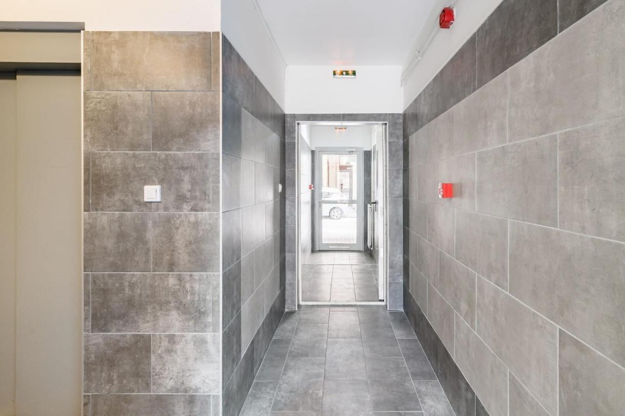 Sunny And Central Penthouse With Private Garage Budapest Ngoại thất bức ảnh